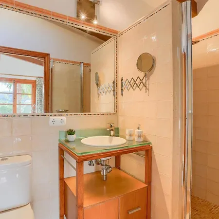 Murtaretas By Villa *