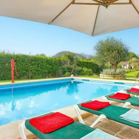 Villa Murtaretas By *